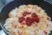 Pilaf de orez cu legume, pipote si inimi de pui, in sos de rosii - Reteta gustoasa si economica-5