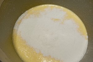 Prajitura cu mere si afine - Desertul dulce-acrisor care te cucereste