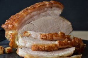 Piept de porc cu sorici crocant la cuptor - O delicatesa de nerefuzat