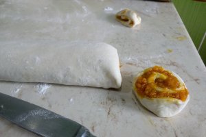Mini rulouri cu dovleac - Reteta gustoasa de post