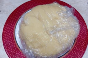 Tarta cu mere, nuca si suc de portocale - Reteta gustoasa si aromata