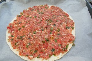 Lahmacun - Reteta turceasca de aperitiv cu carne