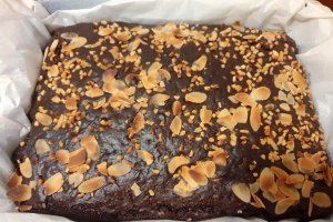 Negresa cu alune - Reteta simpla si delicioasa