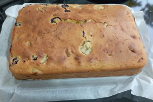 Prajitura cu mere, afine, banana si nuci - Reteta rapida si delicioasa