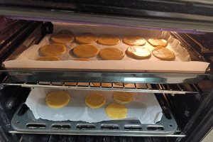 Islere cu fistic și cremă ciocofistichie - Desert fraged și delicios