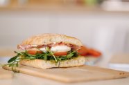 Cum transformi un sandwich clasic într-o opțiune creativă și gustoasă?