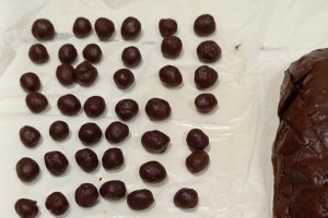 Coji de nuci dulci, perfecte pentru fursecuri umplute
