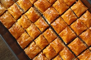 Baclava de casă - Rețeta delicioasă pentru iubitorii deserturilor orientale