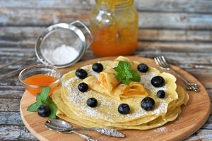 Clatite de post subtiri si fine – Reteta simpla si delicioasa