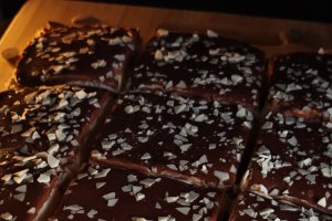 Prăjitura cu biscuiți și cremă de vanilie - Deliciu fin și cremos