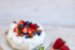 Mini Pavlova cu frisca si fructe de padure - Desert simplu, rafinat si elegant-0