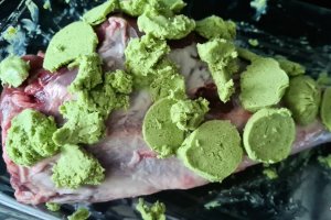 Pulpa de miel confiata 3 ore cu unt de usturoi