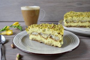 Tiramisu cu fistic - Reteta delicioasa si aromata