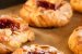 Melcișori cu nucă și gem - Desertul rapid și delicios-5