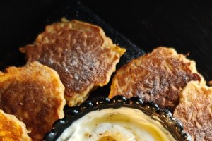 Mini pancakes cu mere - Rețeta rapidă și delicioasă
