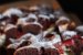 Prăjitură cu cacao, cremă de vanilie și căpșuni - Deliciu aromat și pufos-1