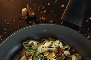 Paste cu ciuperci și parmezan - Rețeta gustoasă și rapidă