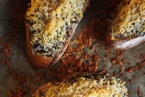 Crostini cu ciuperci - Gustarea crocantă plină de savoare