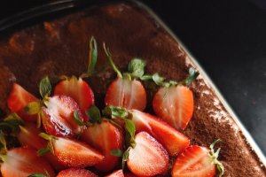 Tiramisu cu căpșuni - Desertul delicios și parfumat