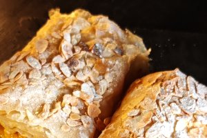 Ștrudel cu caise - Rețeta super rapidă și delicioasă