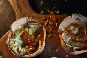 Coșulețe din lipie cu brânză și mărar - Gustarea rapidă și ușoară