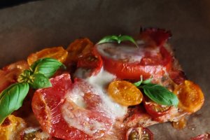 Bruschete cu roșii și mozzarella - Rapide și delicioase