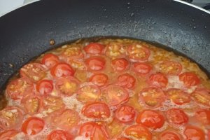 File de cod cu rosii cherry la tigaie - Simplu, usor si gustos