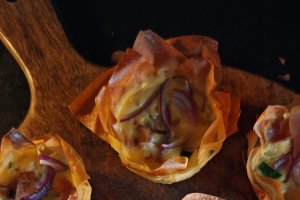 Mini quiche rapid cu șuncă și dovlecei - Simplu, ușor și gustos