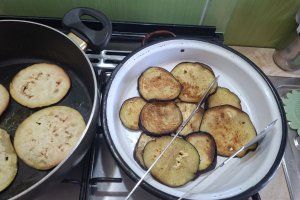Melanzane alla parmigiana – Reteta simpla, rapida si plina de savoare