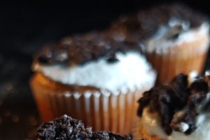 Brioșe cu Oreo - Răsfățul dulce și rapid