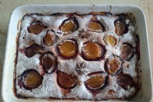 Prăjitura Cobbler cu prune și scorțișoară - Reteta gustoasa si aromata