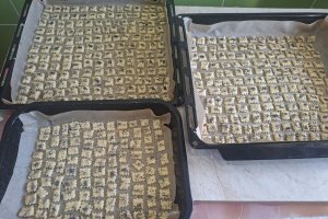 Crackers cu mac - Rețeta gustoasă de casă