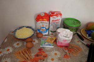 Prajitura cu mango si pralina cu alune de padure - Reteta delicioasa de casa