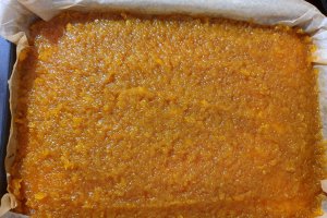 Prajitură cu dovleac plăcintar și bezea cu nuci - Deliciu de toamnă