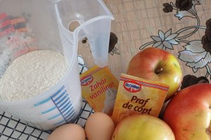 Prajitura cu mere - Reteta delicioasa care te va cuceri