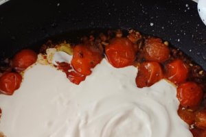 Muschiulet de porc cu sos de smantana - Reteta gustoasa la cuptor