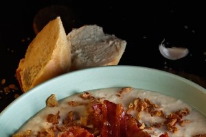 Pastă de fasole cu ceapă și bacon - Rețeta rapidă și gustoasă