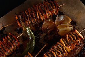 Frigărui kebab cu lipii - Rețeta ingenioasă, plină de savoare