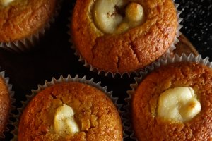 Brioșe cu dovleac și cremă de brânză - Pufoase, fragede și aromate