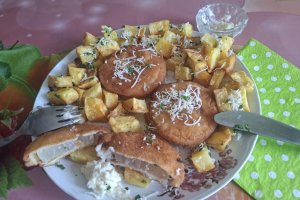 Rondele de ceapa pane, la tigaie – delicioase si simplu de facut