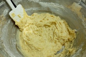 Banana bread cu afine si nuci - Reteta delicioasa
