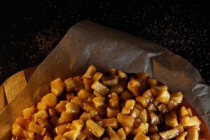 Prăjitura cu mere și caramel - Rețeta delicioasă de casă