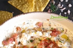 Crema de brânză cu bacon - Rețeta gustoasă pentru nachos