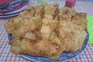Snitel pane din piept de pui, in pesmet – crocant, gustos si satios