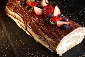 Ruladă Tiramisu - Desertul delicios și aromat