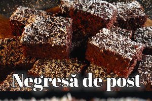 Negresă de post însiropată - Rețeta delicioasă și aromată
