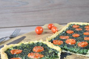 Tarta cu urzici - Reteta gustoasa de post