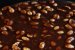 Tiramisu Snickers – desert cremos cu mascarpone, caramel și arahide crocante-1