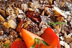 Budincă de cozonac cu căpșuni - Desert rapid și delicios