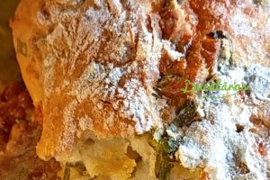 Baghete cu leurdă și brânză cheddar - Rețeta gustoasă de pâine de casă